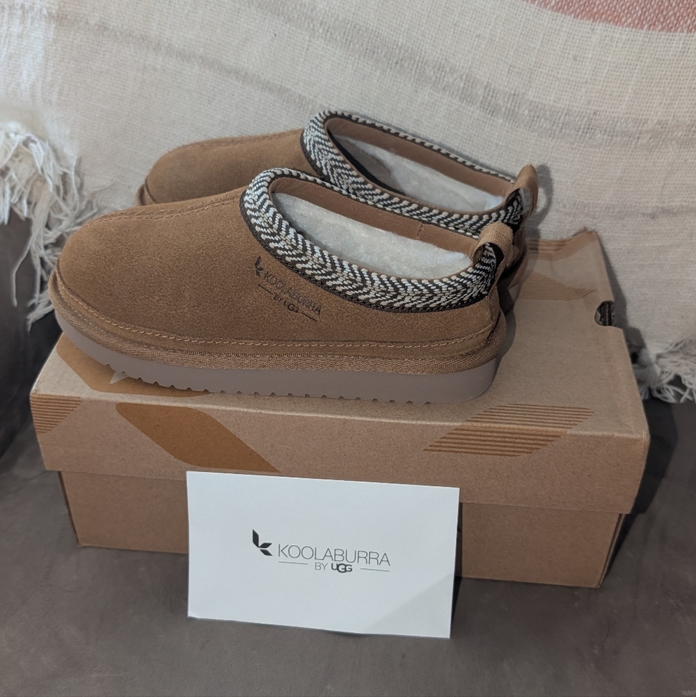 Koolaburra by UGG Burree Brown Slip-On Shoes Girl 12